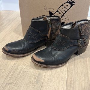 Freebird By Steven Grand Ankle booties size 8